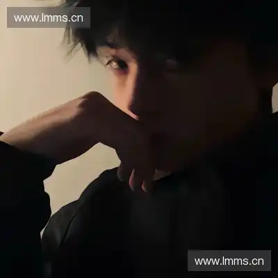 羿垚崇